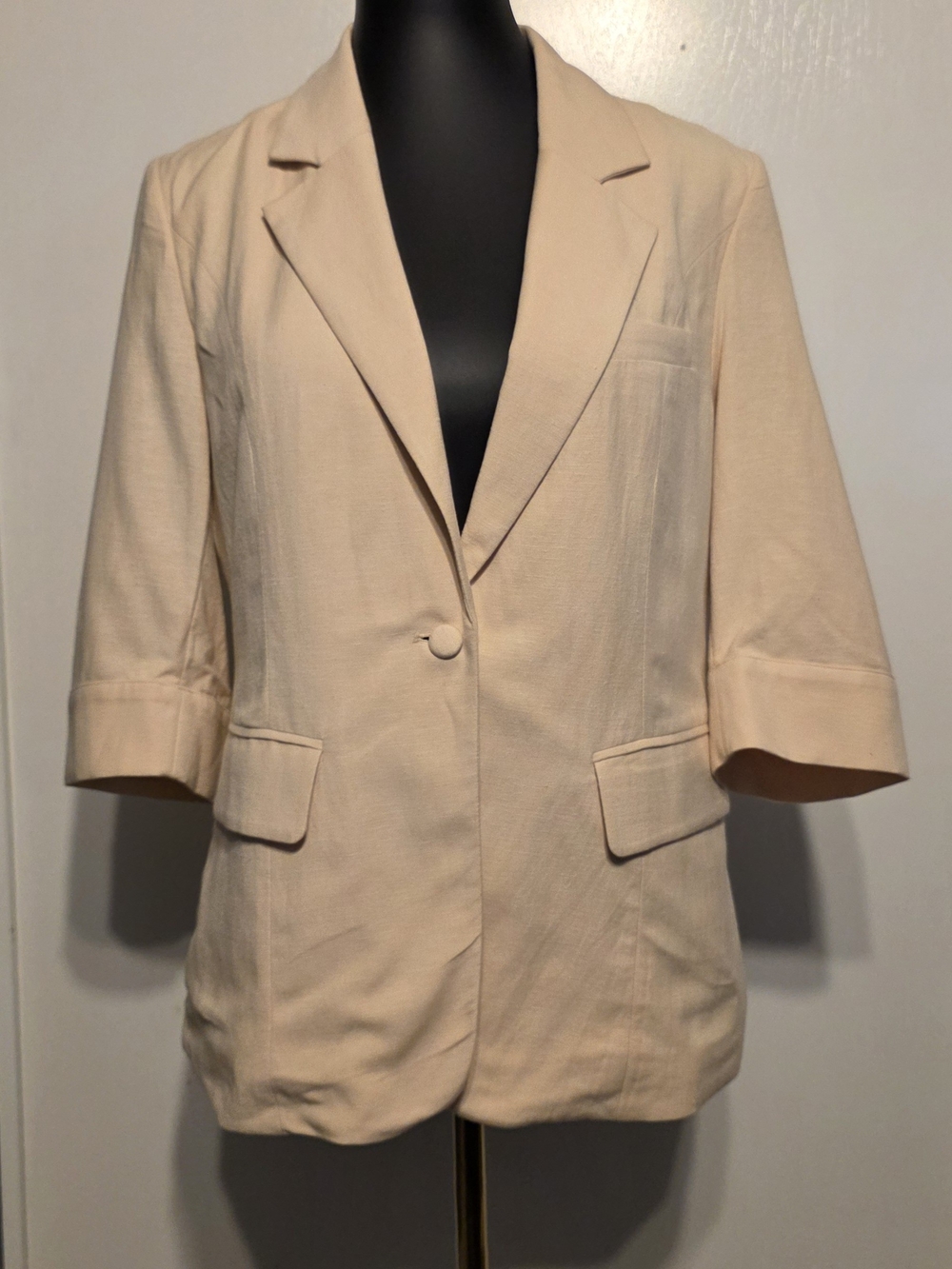 Amazon Women's Single-Button Light Beige Blazer